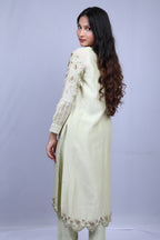 Cream Kurta set with floral embroidery