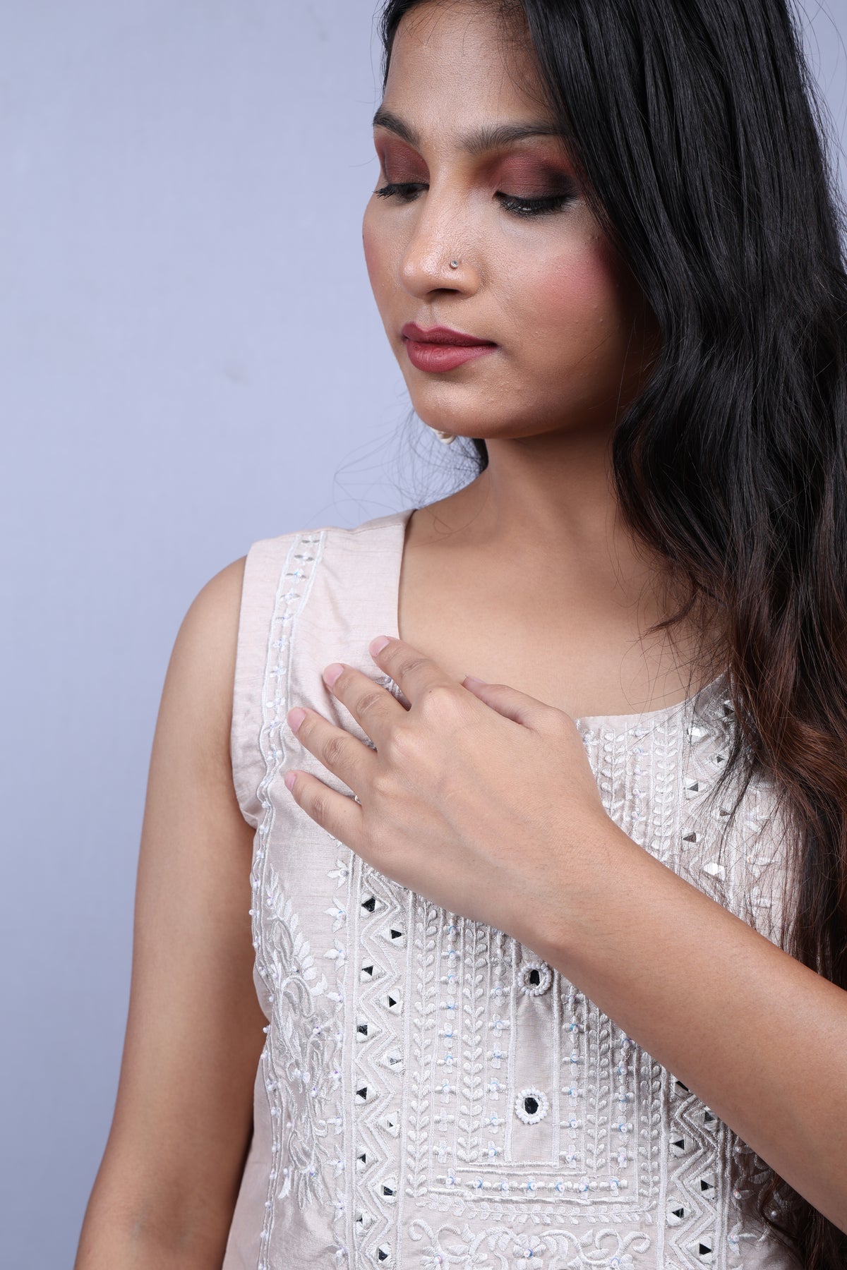 off-white Sleveless Kurta Set with Dupatta